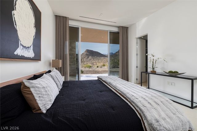 36 Quiet Moon Lane, Las Vegas, NV 89135