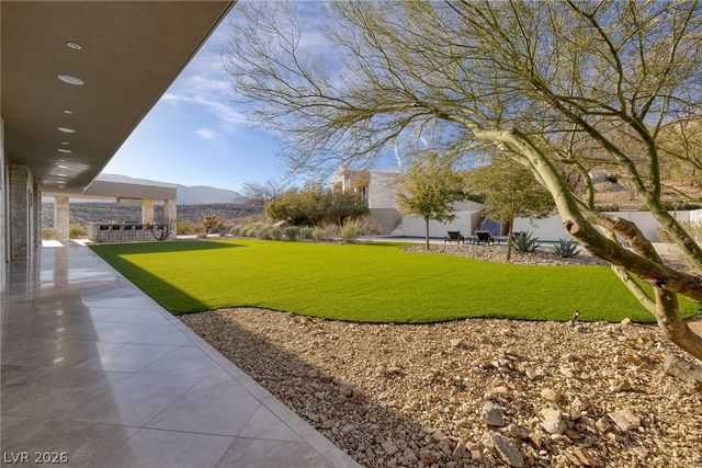 36 Quiet Moon Lane, Las Vegas, NV 89135