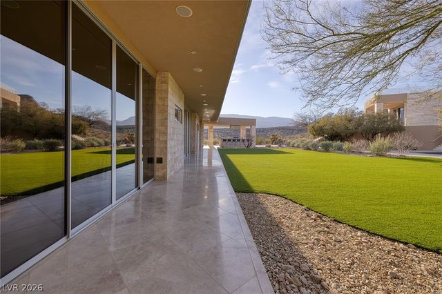 36 Quiet Moon Lane, Las Vegas, NV 89135