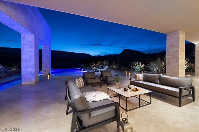 36 Quiet Moon Lane, Las Vegas, NV 89135