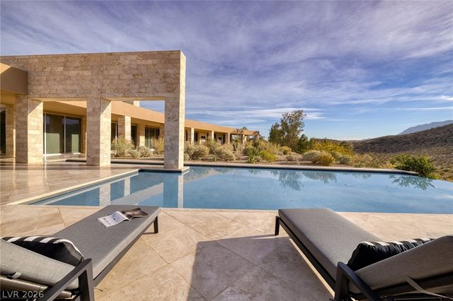 36 Quiet Moon Lane, Las Vegas, NV 89135