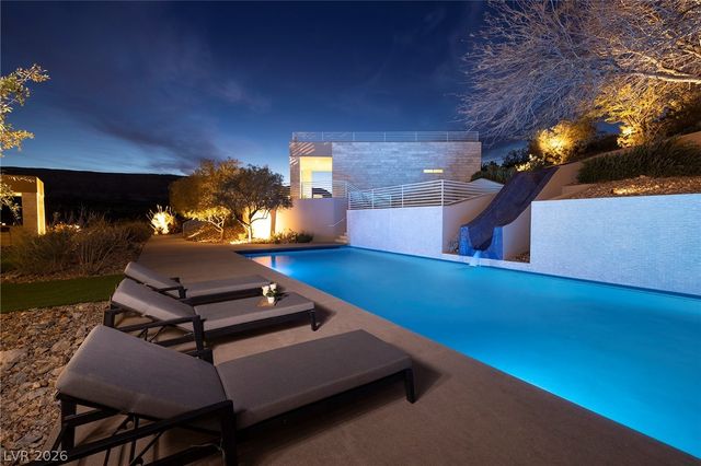 36 Quiet Moon Lane, Las Vegas, NV 89135