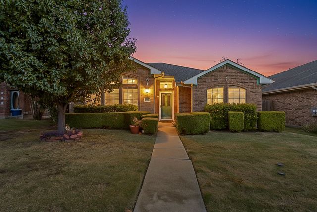 611 Willow Oak Drive, Allen, TX 75002