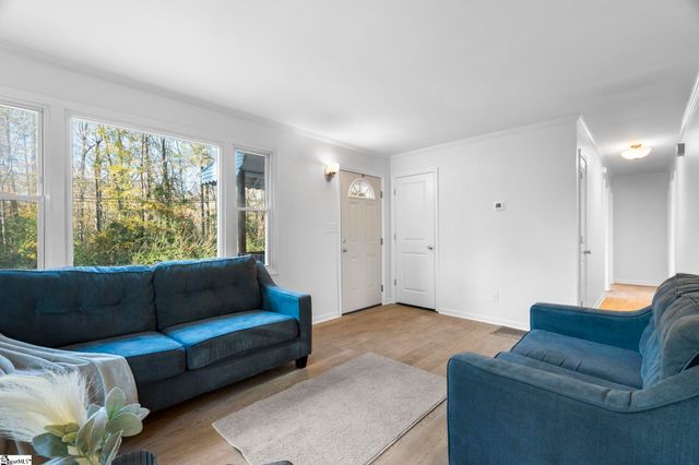 253 Law Street, Woodruff, SC 29388