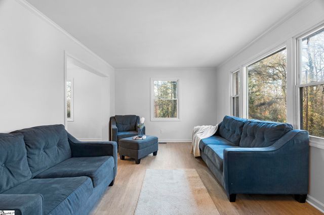 253 Law Street, Woodruff, SC 29388