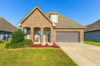 396 Highland Oaks Ave, Gray, LA 70359