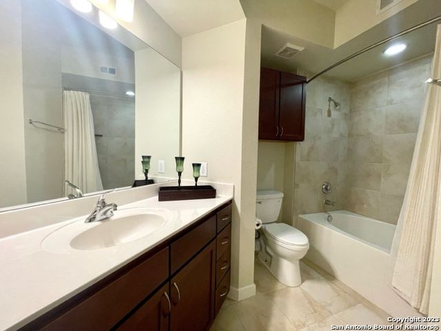 7342 Oak Manor Dr Apt 4201, San Antonio, TX 78229