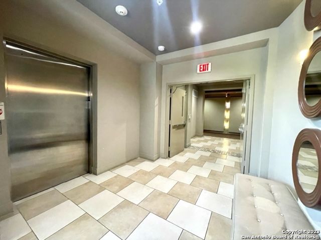 7342 Oak Manor Dr Apt 4201, San Antonio, TX 78229