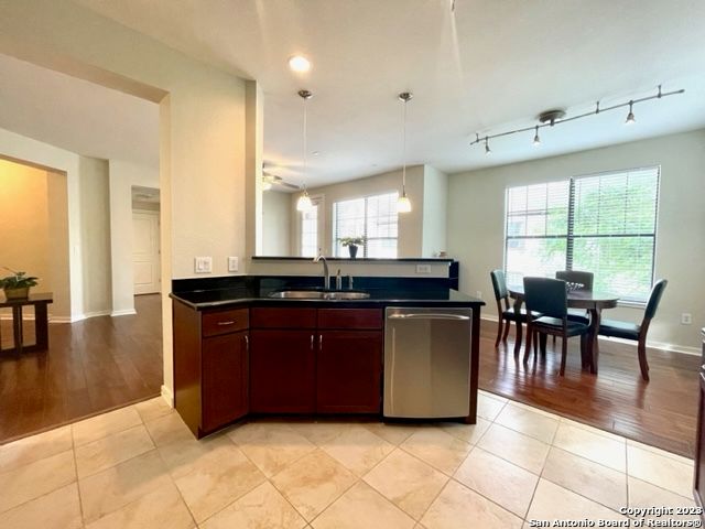 7342 Oak Manor Dr Apt 4201, San Antonio, TX 78229