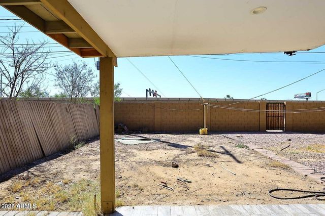 4247 W CULVER Street, Phoenix, AZ 85009