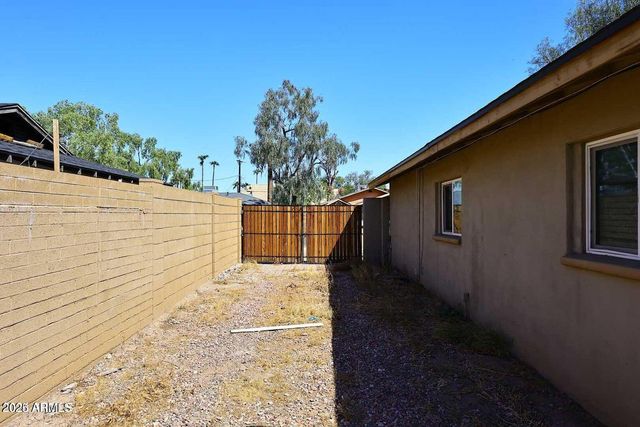 4247 W CULVER Street, Phoenix, AZ 85009