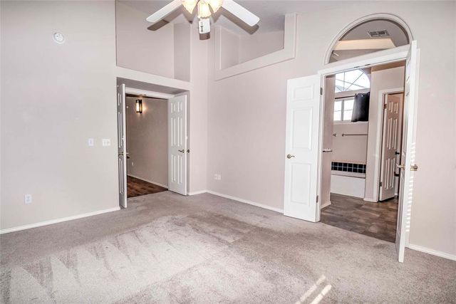 215 S Windsor Drive, Stillwater, OK 74074