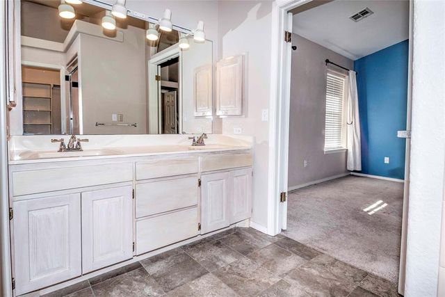 215 S Windsor Drive, Stillwater, OK 74074