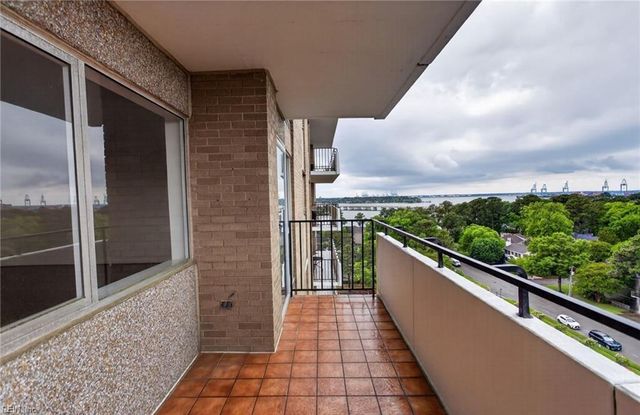 7320 Glenroie Ave Apt 10E, Norfolk, VA 23505