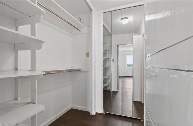 7320 Glenroie Ave Apt 10E, Norfolk, VA 23505