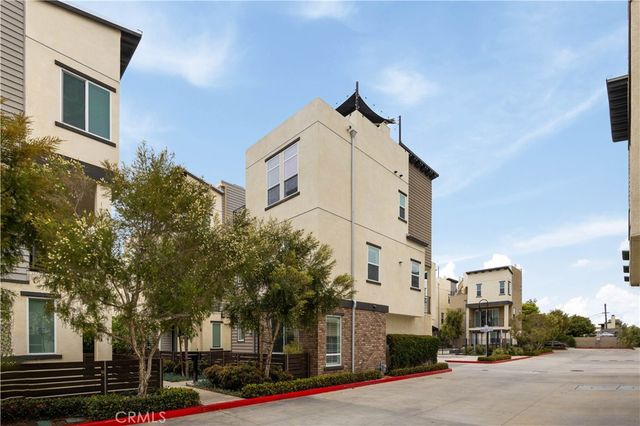 2138 Bella Court, Costa Mesa, CA 92627