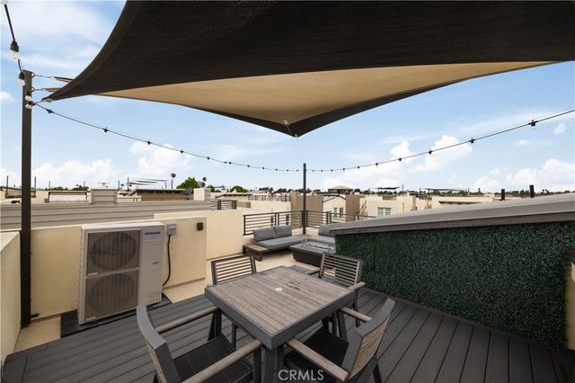 2138 Bella Court, Costa Mesa, CA 92627