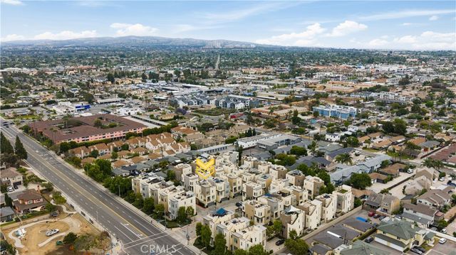 2138 Bella Court, Costa Mesa, CA 92627