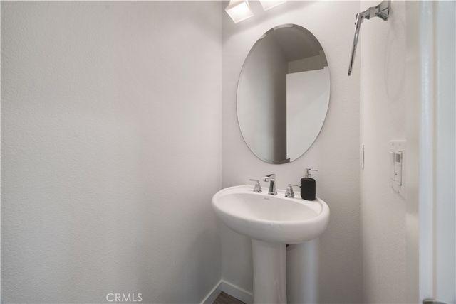 2138 Bella Court, Costa Mesa, CA 92627
