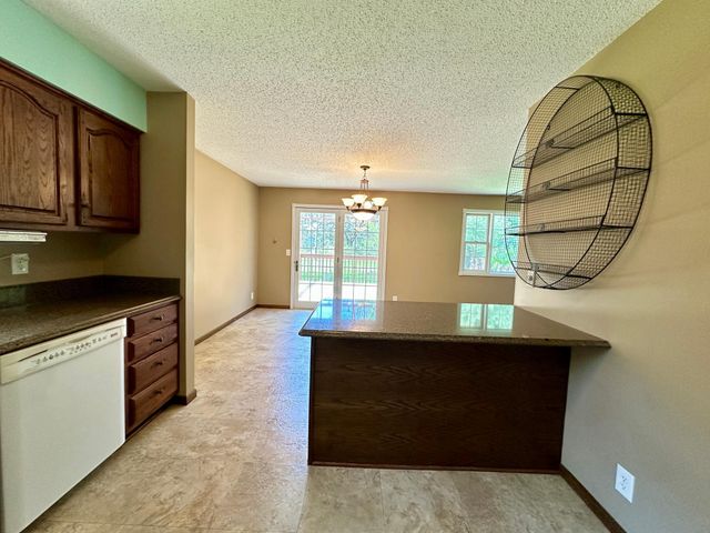 7779 Meadowview Trail, Lino Lakes, MN 55014