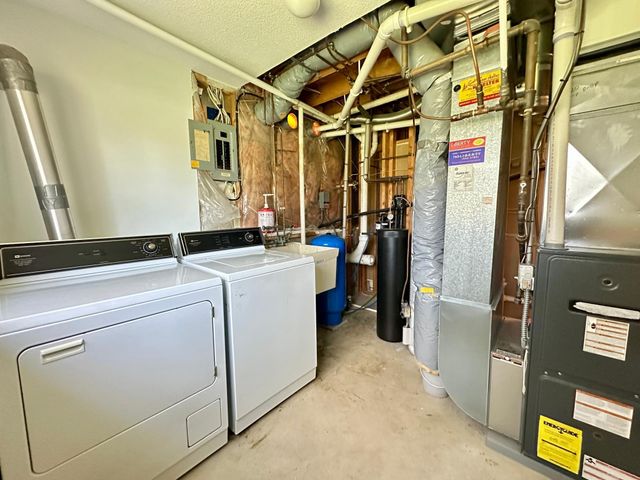 7779 Meadowview Trail, Lino Lakes, MN 55014