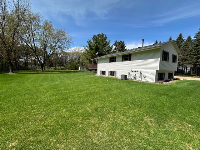 7779 Meadowview Trail, Lino Lakes, MN 55014