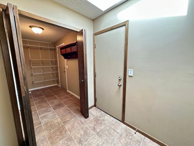 7779 Meadowview Trail, Lino Lakes, MN 55014