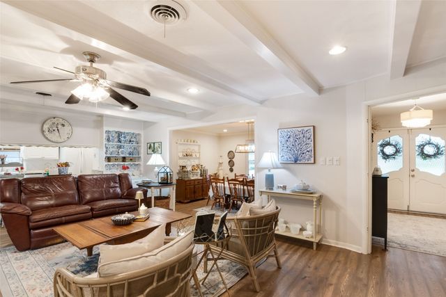 6041 Wimbleton Way, Fort Worth, TX 76133