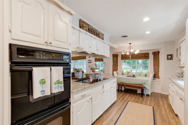 6041 Wimbleton Way, Fort Worth, TX 76133