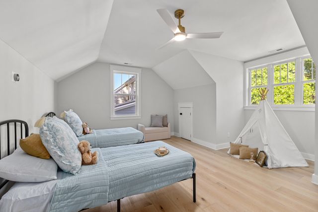 1063 Barfield Street, Daniel Island, SC 29492