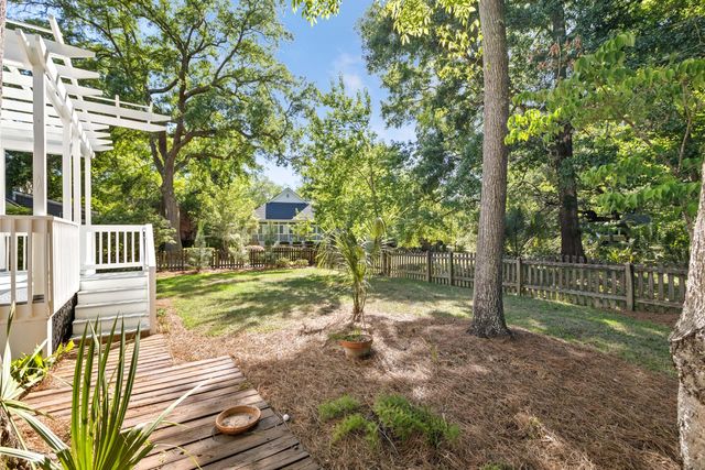 1063 Barfield Street, Daniel Island, SC 29492