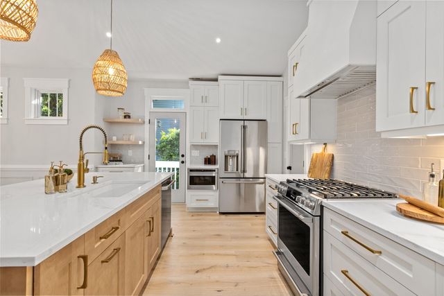 1063 Barfield Street, Daniel Island, SC 29492