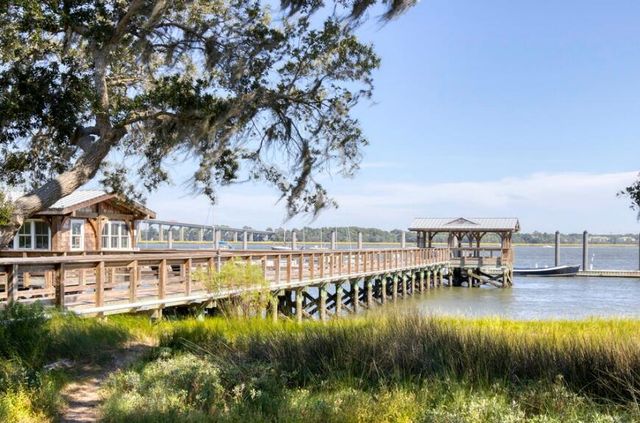 1063 Barfield Street, Daniel Island, SC 29492
