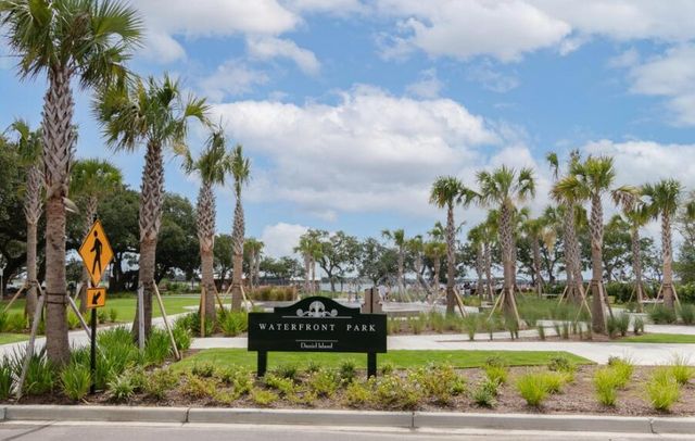 1063 Barfield Street, Daniel Island, SC 29492