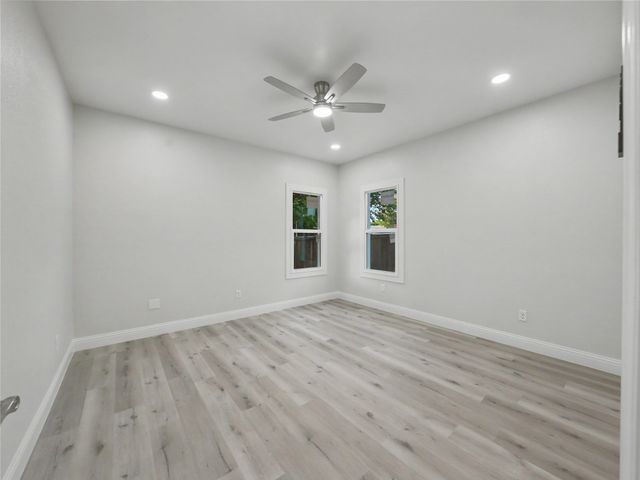 1211 E Cannon Street, Fort Worth, TX 76104