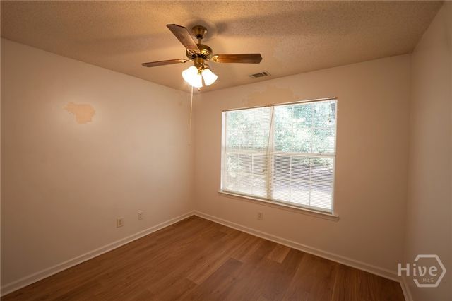 121 W Tisbury Lane, Pooler, GA 31322
