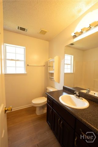 121 W Tisbury Lane, Pooler, GA 31322