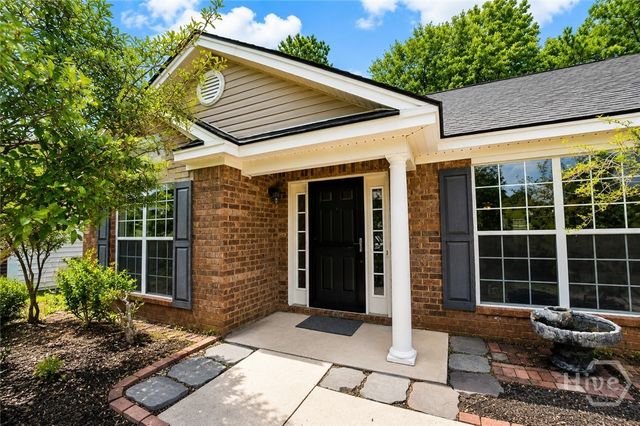 121 W Tisbury Lane, Pooler, GA 31322