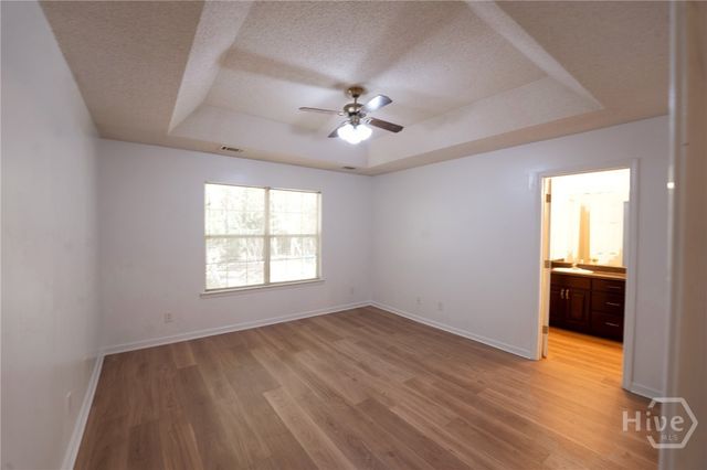 121 W Tisbury Lane, Pooler, GA 31322