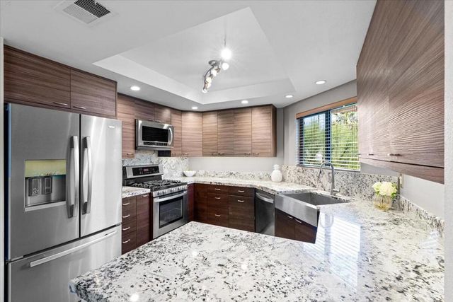 3155 Ramon Road 802, Palm Springs, CA 92264