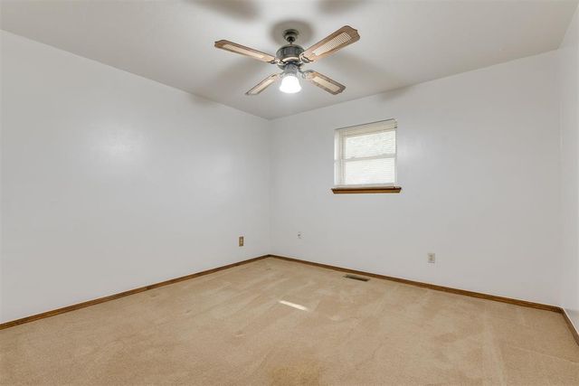 1001 S Sara Road, Tuttle, OK 73089