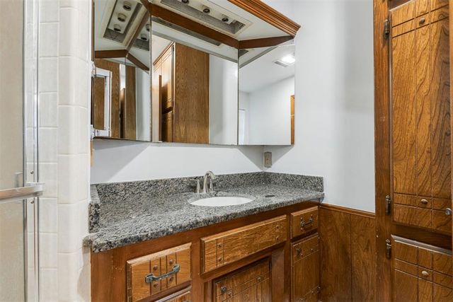 1001 S Sara Road, Tuttle, OK 73089