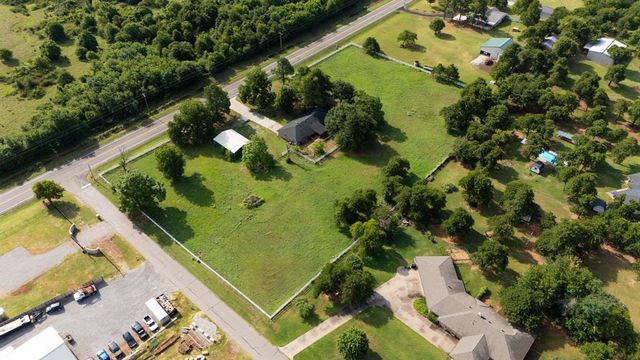 1001 S Sara Road, Tuttle, OK 73089