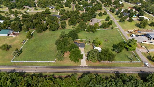 1001 S Sara Road, Tuttle, OK 73089