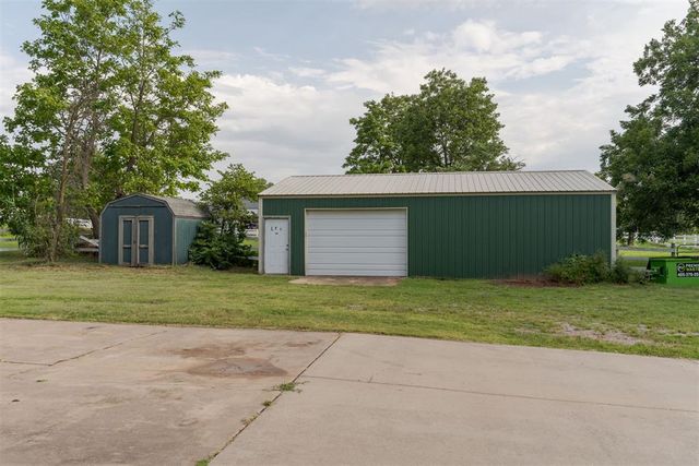 1001 S Sara Road, Tuttle, OK 73089