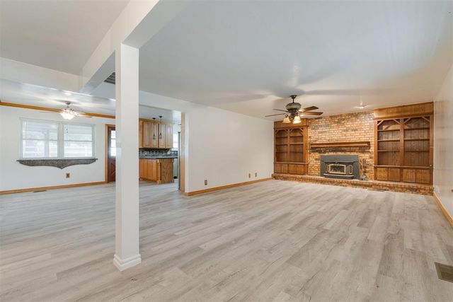 1001 S Sara Road, Tuttle, OK 73089