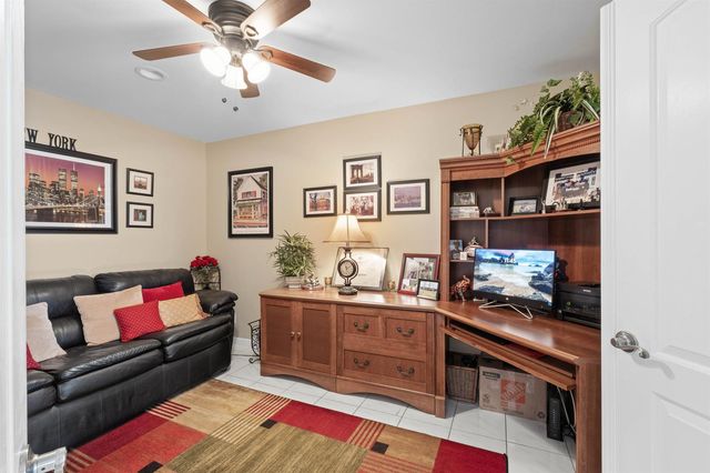 3327 Jog Park Drive 4022, Greenacres, FL 33467