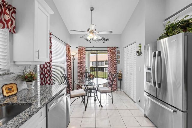 3327 Jog Park Drive 4022, Greenacres, FL 33467