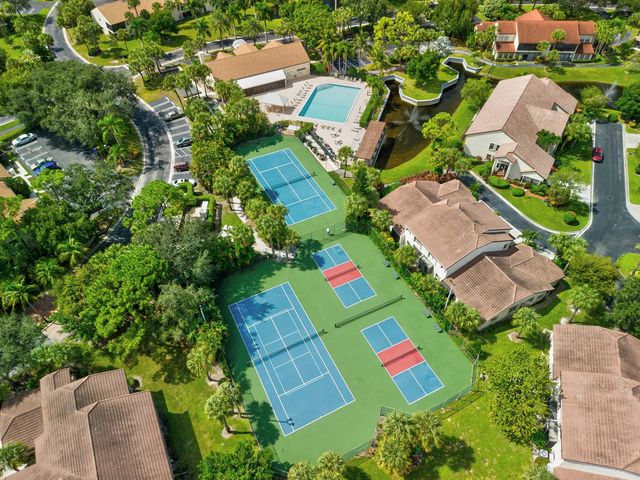 3327 Jog Park Drive 4022, Greenacres, FL 33467