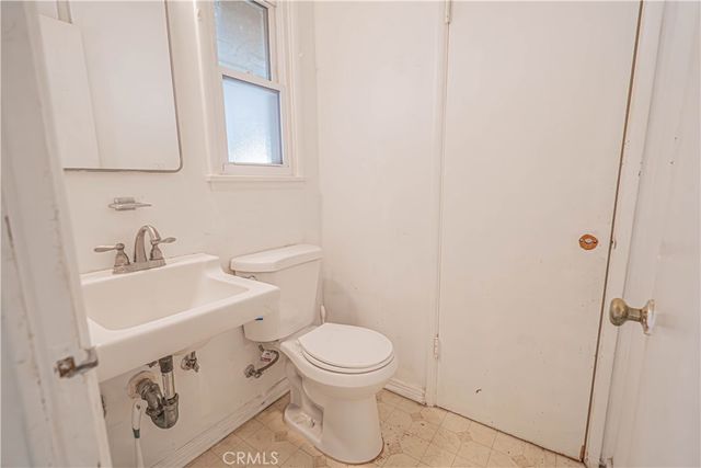 21516 Villena, Woodland Hills, CA 91364